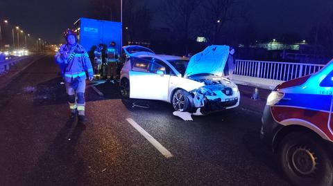 Reszki. Mieszkańcy postawili przy drodze "drewnianego policjanta". Żeby poprawić bezpieczeństwo (6.10.2023)