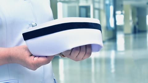 pielegniarka szpital shutterstock_1079071553