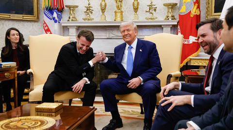 Macron poprawia Trumpa. "Przekazaliśmy realne pieniądze"