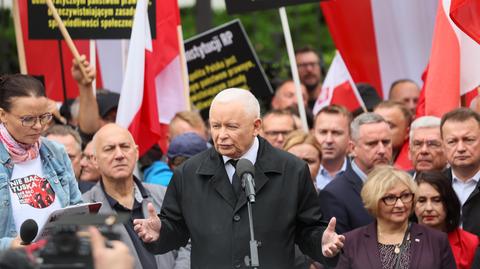 Kaczyński: rozpoczynamy zbieranie podpisów pod wnioskiem o referendum w sprawie relokacji imigrantów