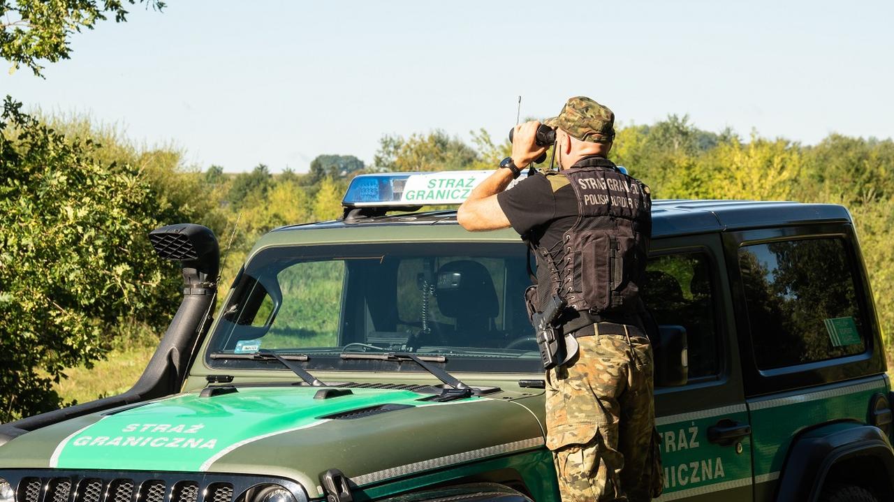 Odpowie za przemyt co najmniej 160 migrantów