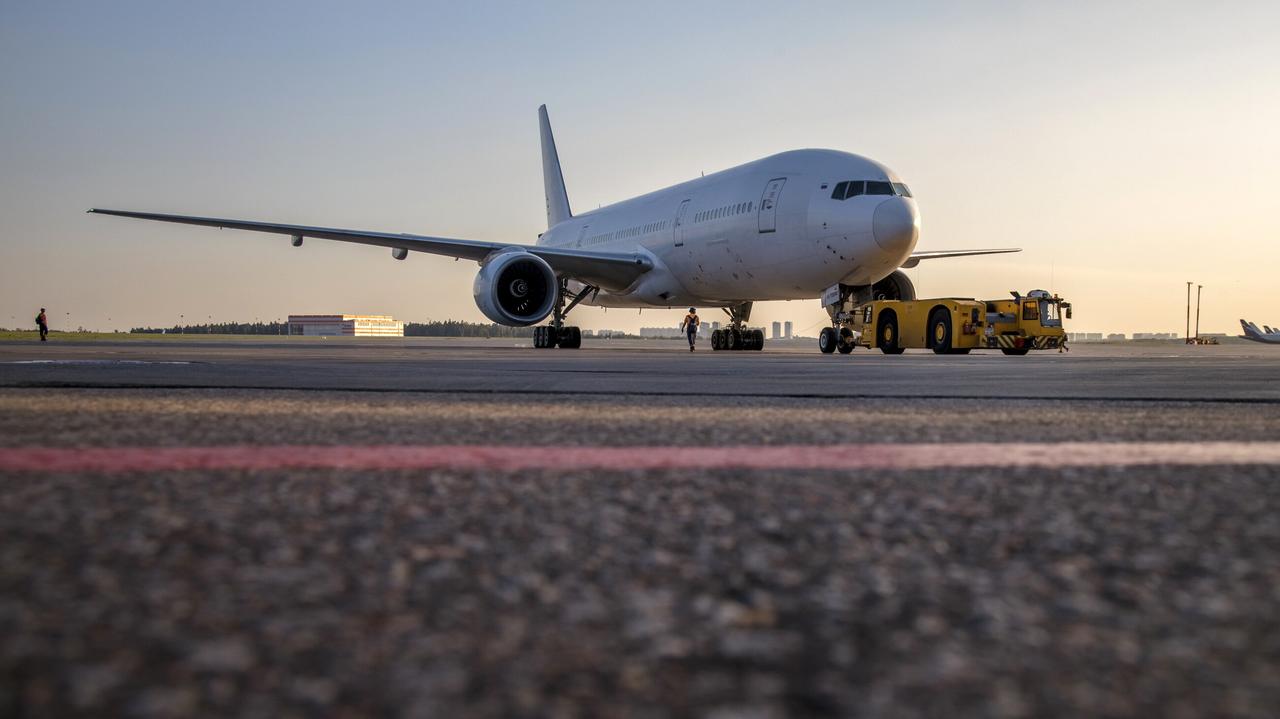 Iran obszedł sankcje, zdołał przemycić boeingi 777