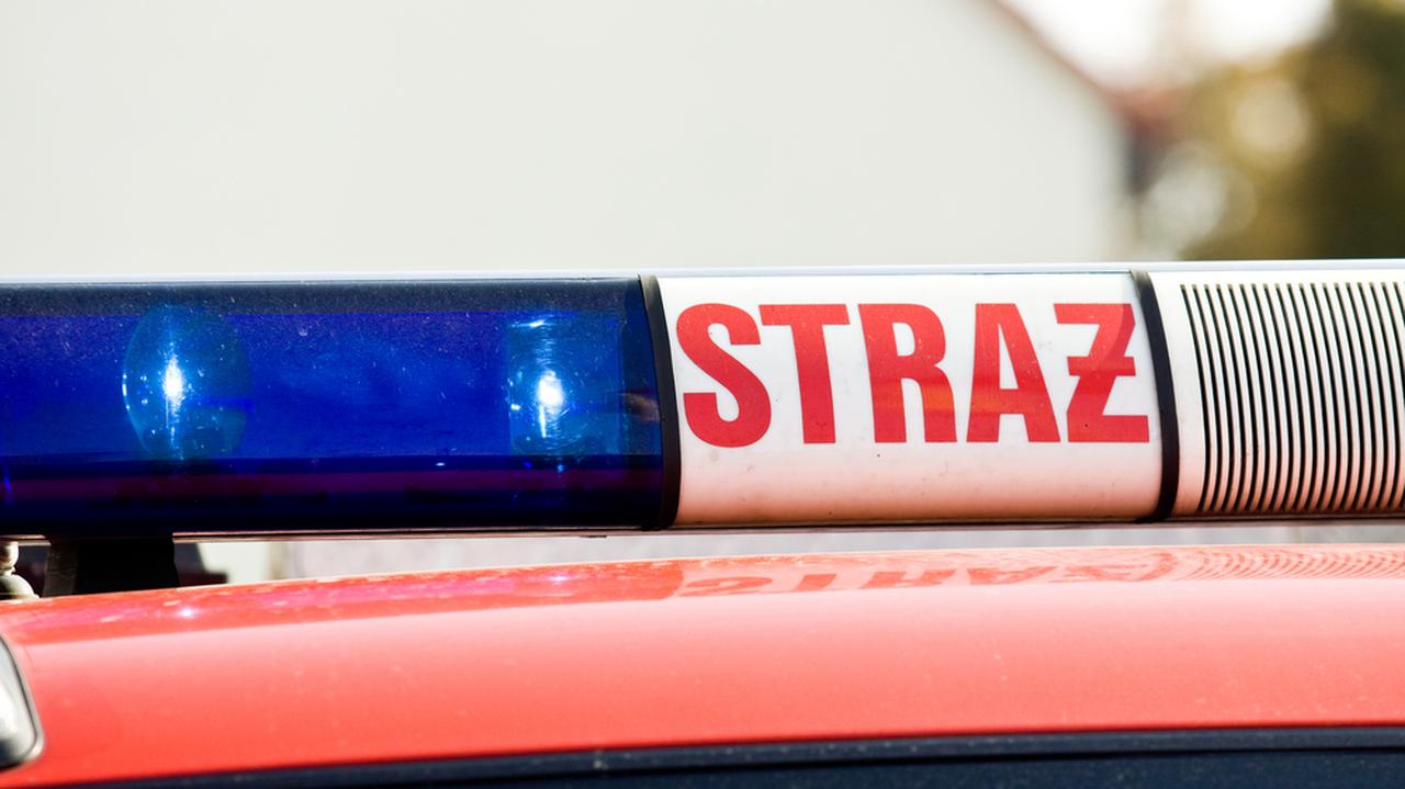 Samochód pod wodą, a w nim dwa ciała