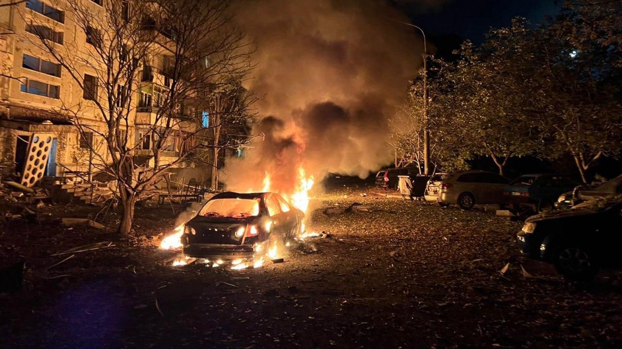 Pożary, część miasta bez prądu i zabici po rosyjskim ataku