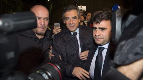 Fillon na czele w prezydenckich prawyborach na prawicy. Porażka Sarkozy&#039;ego