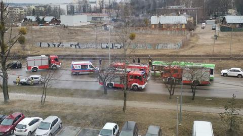 Białystok. W wypadku brały udział dwa auta i autobus. Ciężko ranna została 23-latka (21.03.2021) 