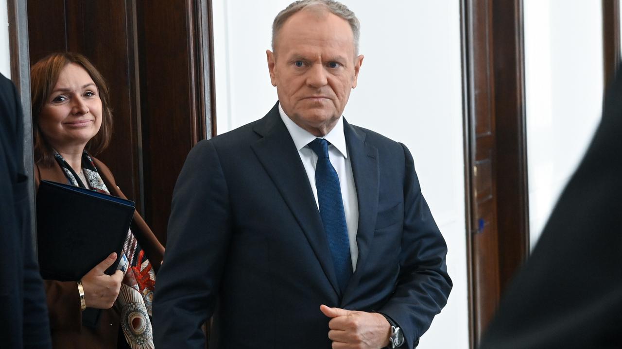 Tusk does not give up, he announces that he will resubmit the law. And not only him