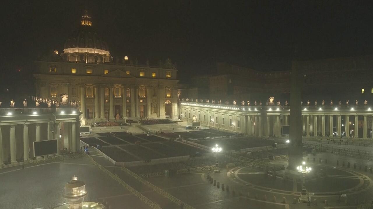 Dzisiaj pogrzeb papieża. Ostatnie przygotowania w Watykanie