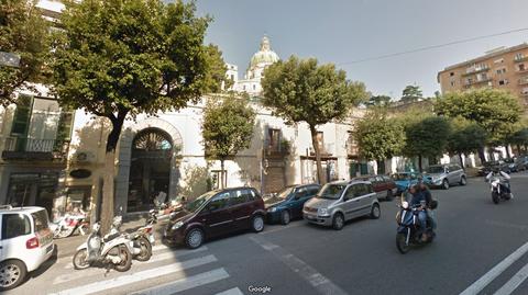 Do zdarzenia doszło przy Corso Amadeo di Savoia, w Neapolu