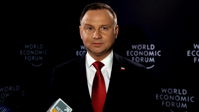 Prezydent: jeżeli wniosek zostanie przekazany przez TK do SN, to powinien on wstrzymać procedowanie  