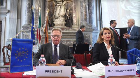 Komisja Wenecka "krytyczna w kilku punktach". Jest opinia ws. ustawy o policji