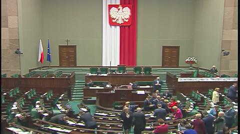 Nagranie z sali plenarnej Sejmu z 16 grudnia