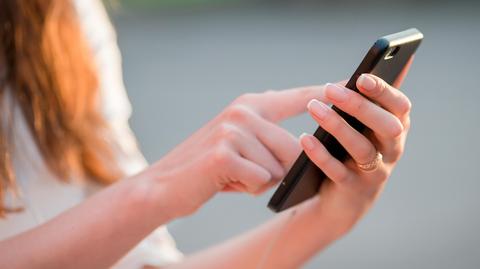 smartfon shutterstock_449254483