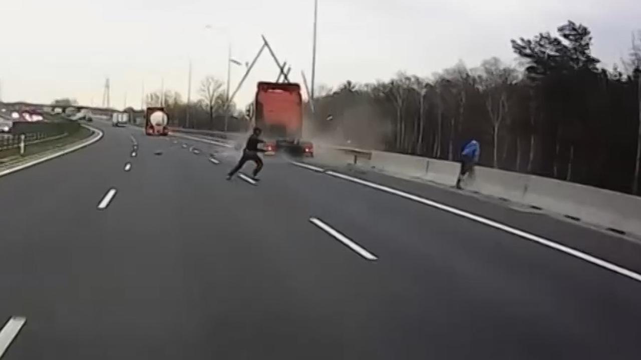 Furgonetka rozbita w drzazgi. Sąd: to nie przestępstwo