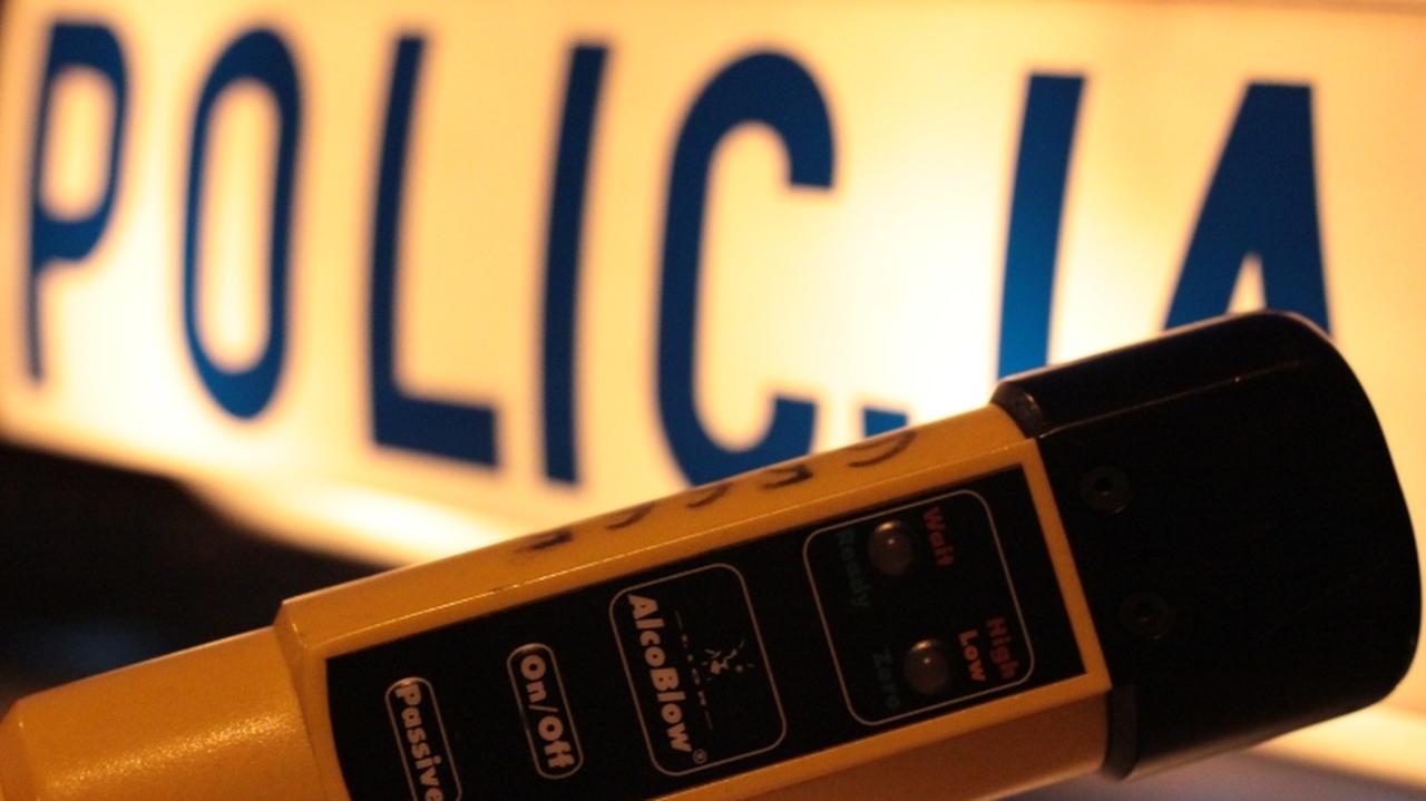 Pijany kierowca jechał bez świateł. "Liczył, iż policjanci go nie zauważą"
