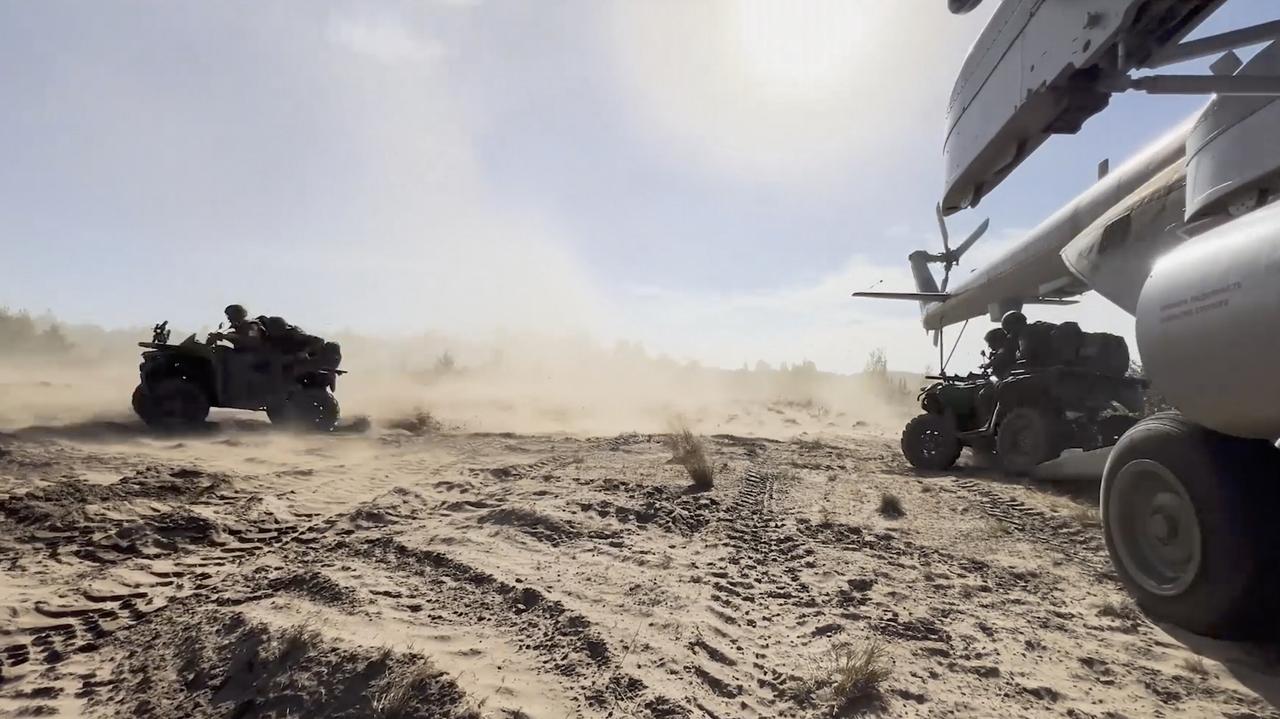 Indyjscy żołnierze na manewrach Zapad-2025. "Przekroczenie czerwonej linii"