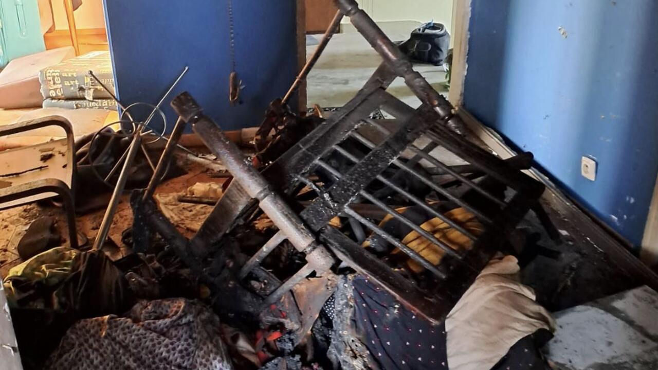 Odkręcił gaz i zostawił zapalony znicz, doszło do wybuchu