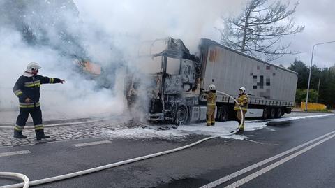 Buszkowo. Pożar samochodu ciężarowego