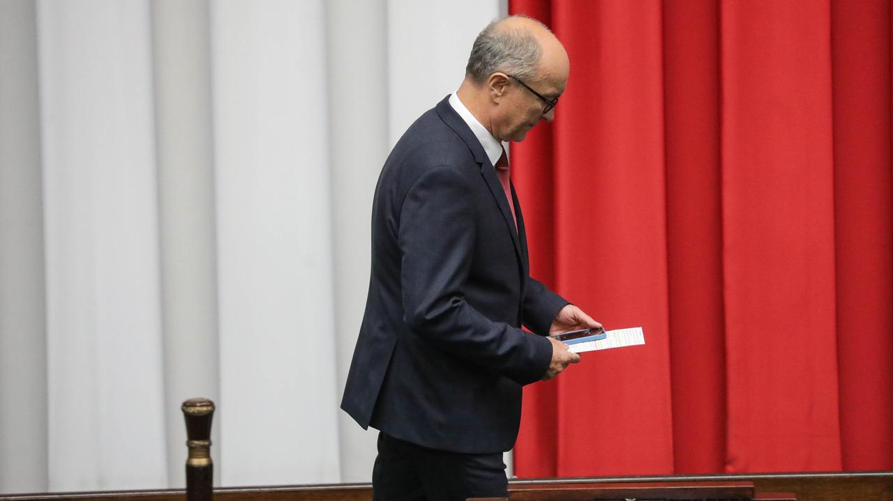 Szef klubu Polska 2050 w "Kropce nad i": zagłosowaliśmy zgodnie z nowym standardem