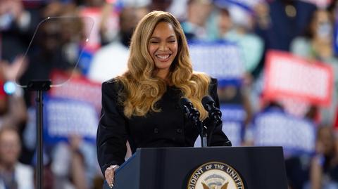 Beyoncé wystąpiła na wiecu Kamali Harris. "Jestem tu jako matka"