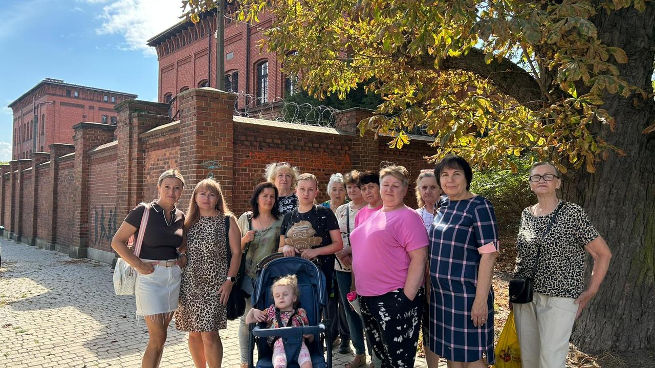 122 uchodźców straci schronienie. Wojewoda zapowiada pomoc