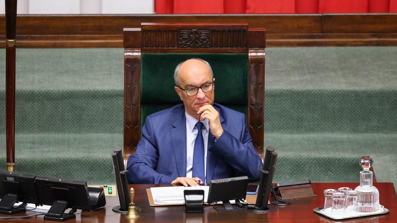 Weto marszałkowskie. Czy Sejmowi grozi "niekonstytucyjna zamrażarka"?