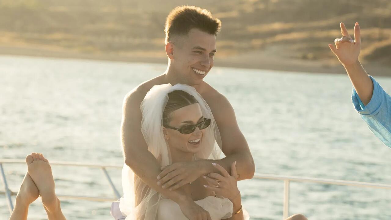 "Serio zmonetyzowałeś własne wesele?". Friz i Wersow na ekranach kin