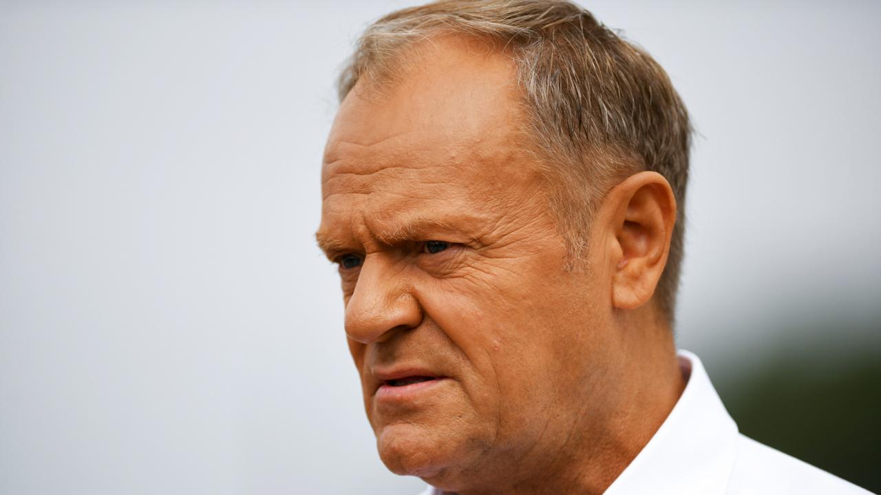Premier: przeciwko obiektom wojsko użyło uzbrojenia
