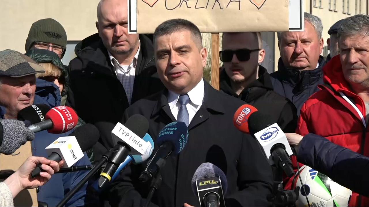 Prezydent przed bramą aresztu. "Nasz cel został osiągnięty"
