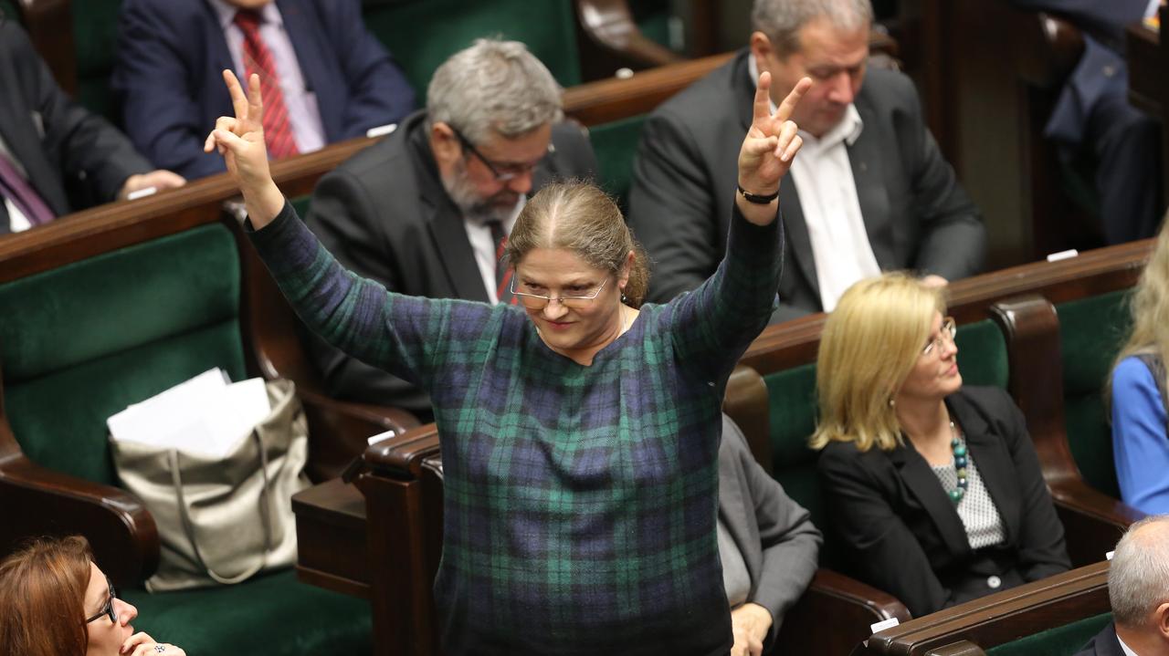 Krystyna Pawłowicz odchodzi na emeryturę. Jak ją zapamiętamy?