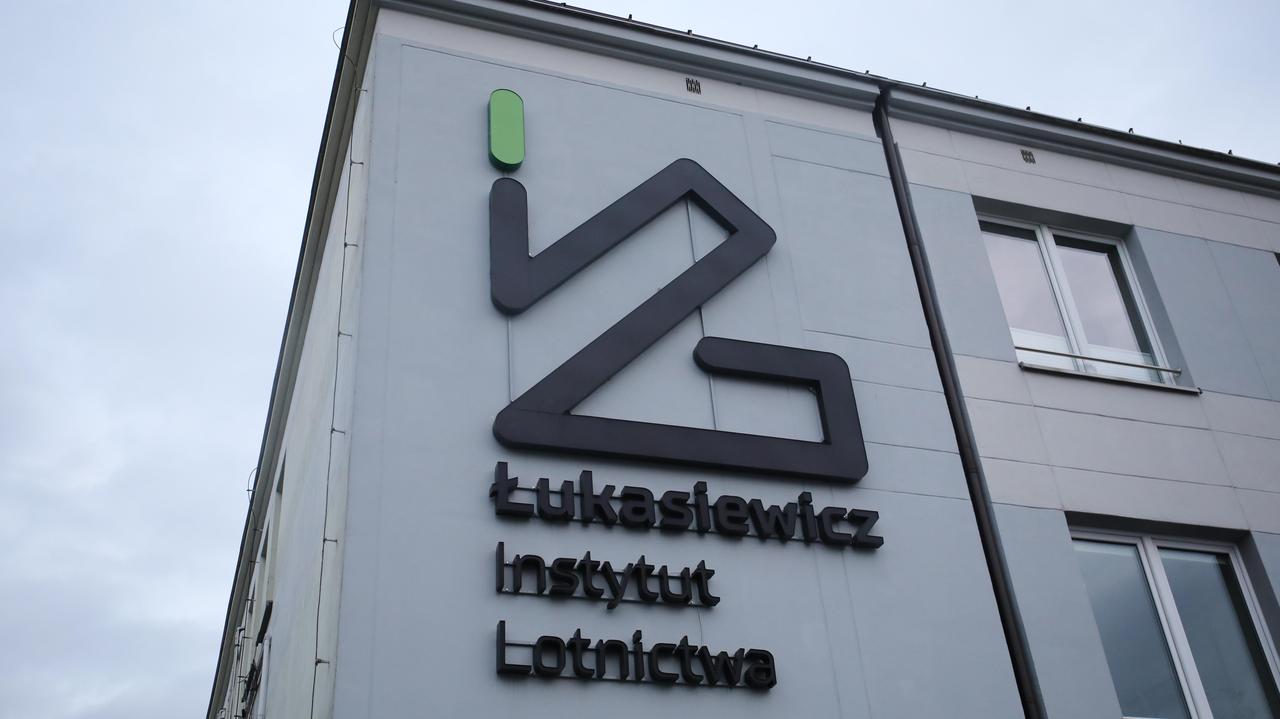 Pożar w Instytucie Lotnictwa