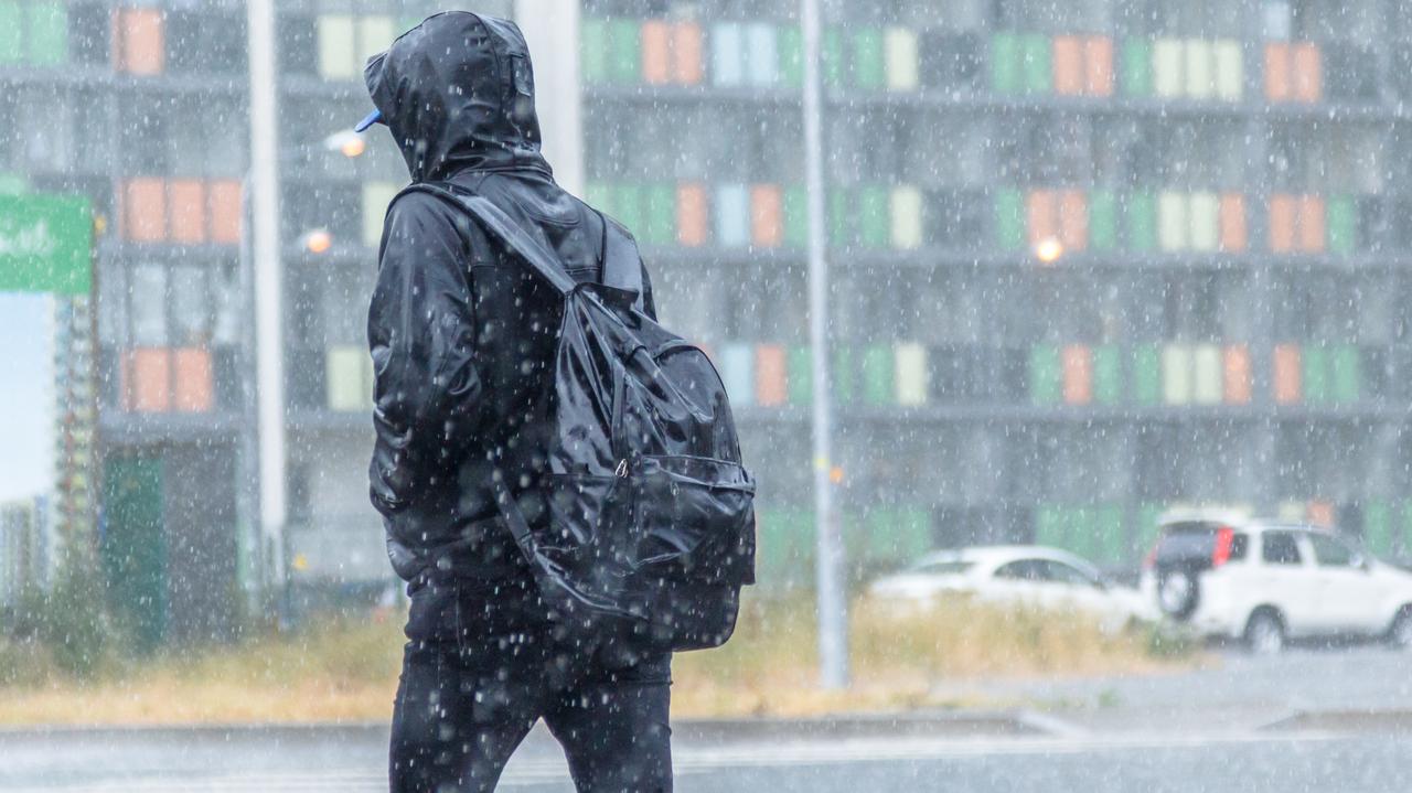 Pogoda na dziś - czwartek, 15.05. Dzień przyniesie opady, choćby krupy śnieżnej
