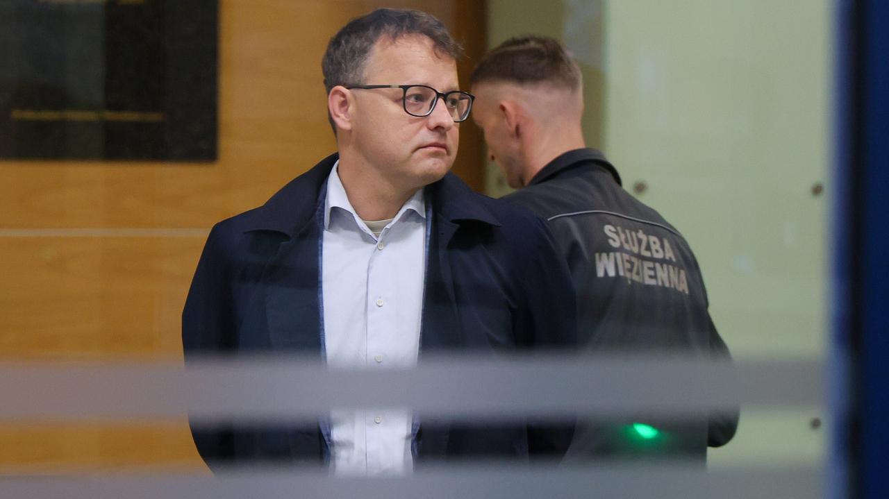 Safjan o Romanowskim: prawdziwy paradoks — przepisy PiS uderzają teraz w byłego wiceministra