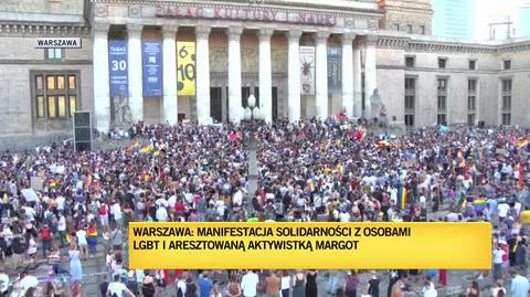 Protest przeciwko zatrzymaniu Margot na placu Defilad w Warszawie
