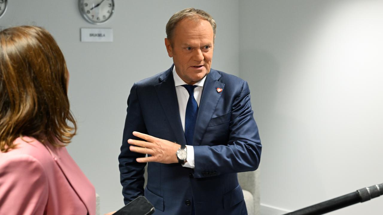 Tusk o Kaczyńskim. "Sąsiadka mówi o takich..."