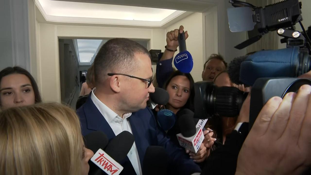 To jak było z notatką? Szefernaker ucieka, Błaszczak kluczy