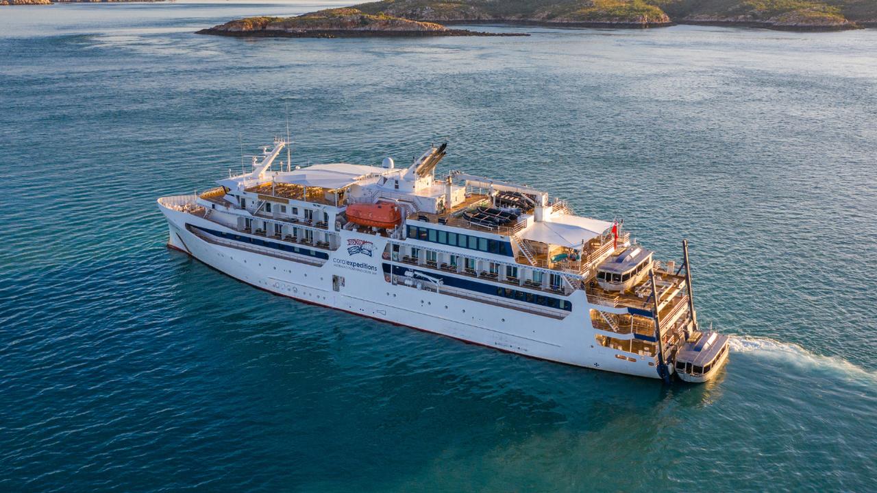 W październiku śmierć pasażerki, teraz statek osiadł na mieliźnie