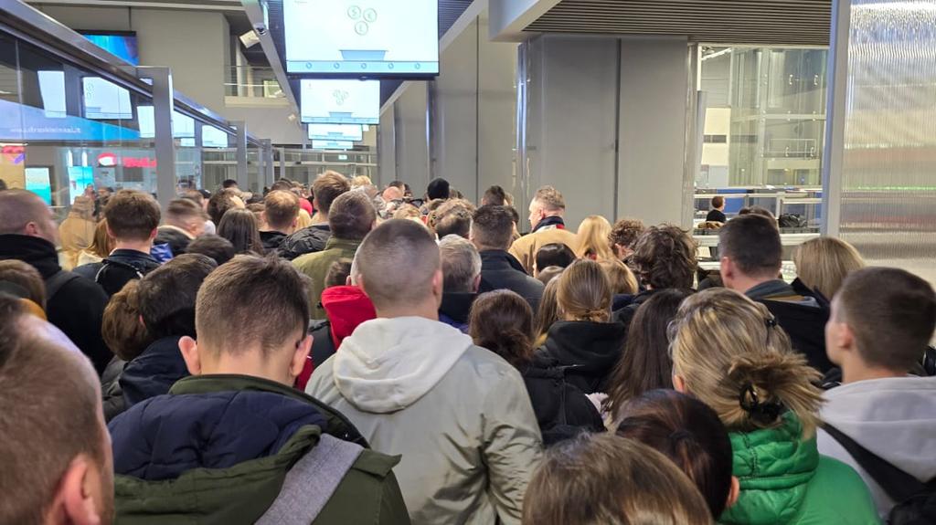 42 pasażerów nie poleciało do Niemiec