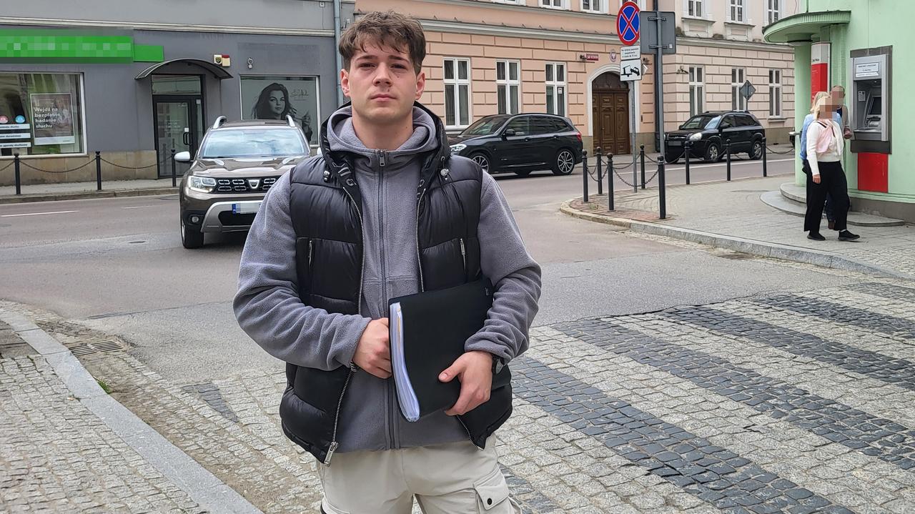 Policjanci oskarżeni o pobicie nastolatka