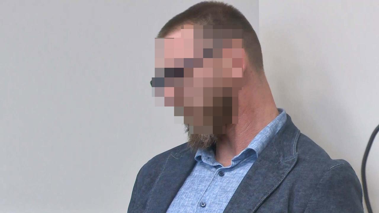 Mecenas od "trumny na kółkach" z zarzutami. Chodzi o narkotyki