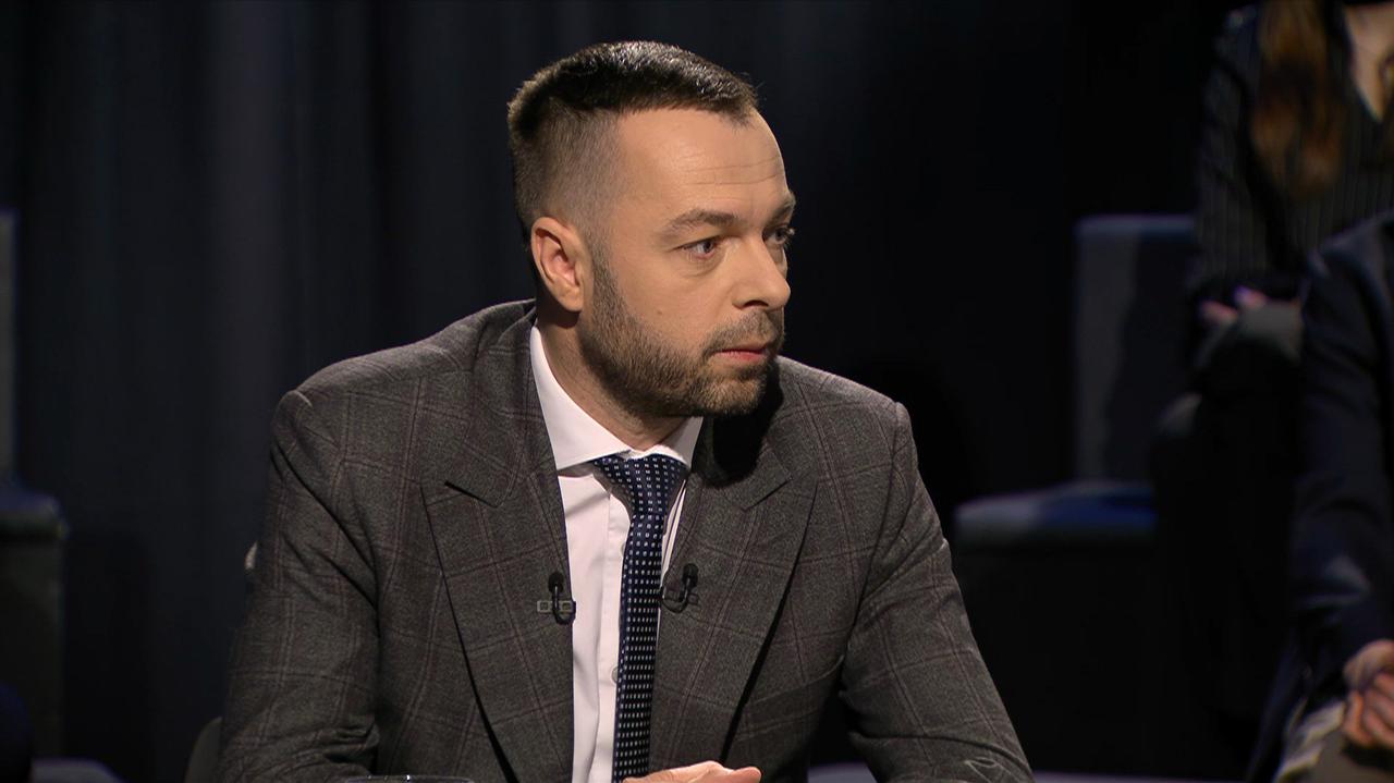 He flew 127 times during the year. MP: I get up at 2  in the morning, I'm home at midnight