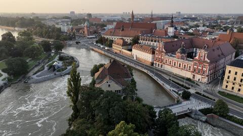 Wyspa Słodowa we Wrocławiu przygotowuje się na napływ wody. Relacja Dominiki Ziółkowskiej, 19.09, godz. 12.40