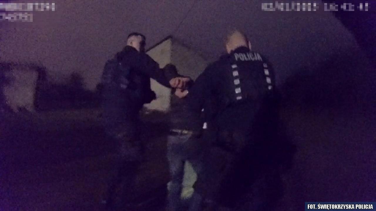 "Chodź tu, policja!". Pijany kierowca nie uciekł daleko. Nagranie z pościgu