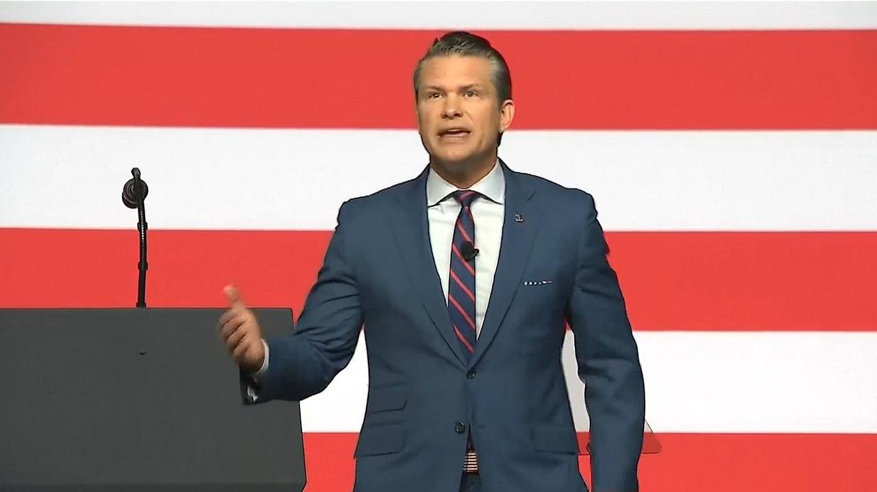 Hegseth do generałów: koniec z tym g***em
