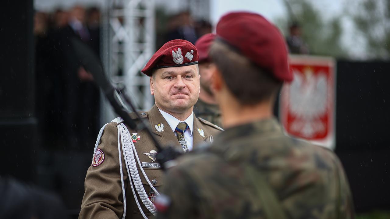 Generał Michał Strzelecki na czele wojsk specjalnych