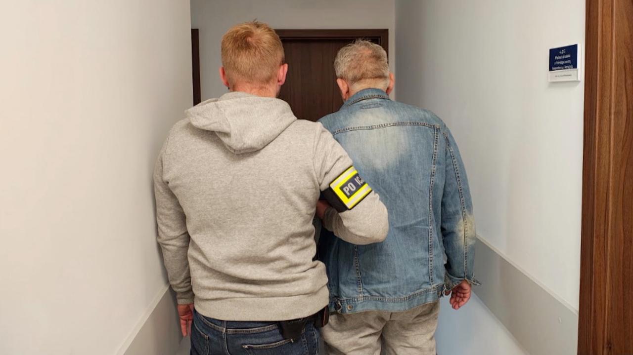 64-latek nie miał choćby matury, a przyjmował pacjentów. Brał ogromne pieniądze