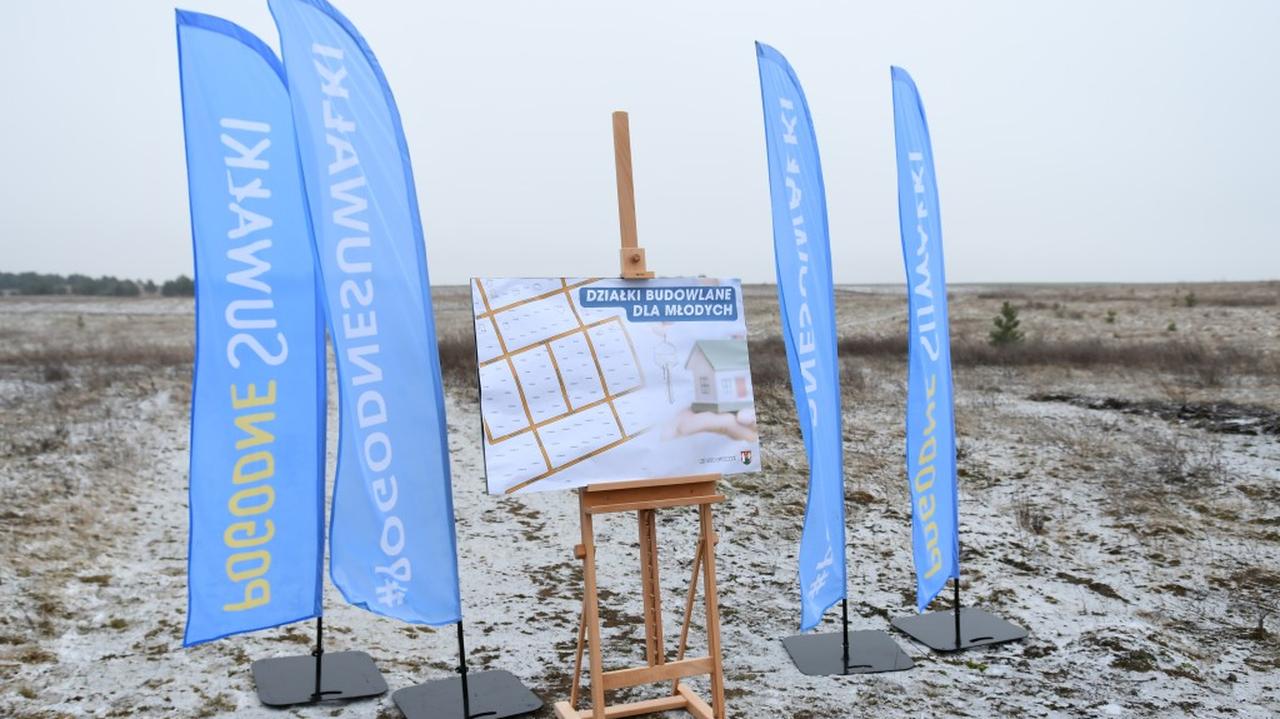 Ziemia za połowę ceny dla osób przed 40-tką. Sprzedano tak już 33 działki 