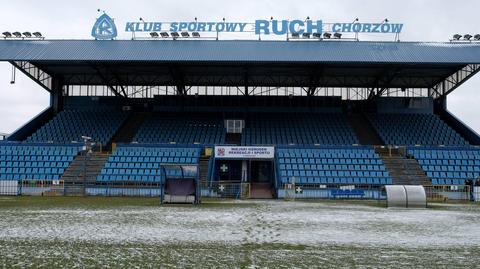 Zniszczony stadion śląski po meczu Ruchu Chorzów z Górnikiem Zabrze