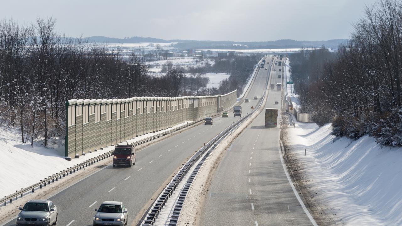 Nowe stawki i więcej płatnych dróg od lutego