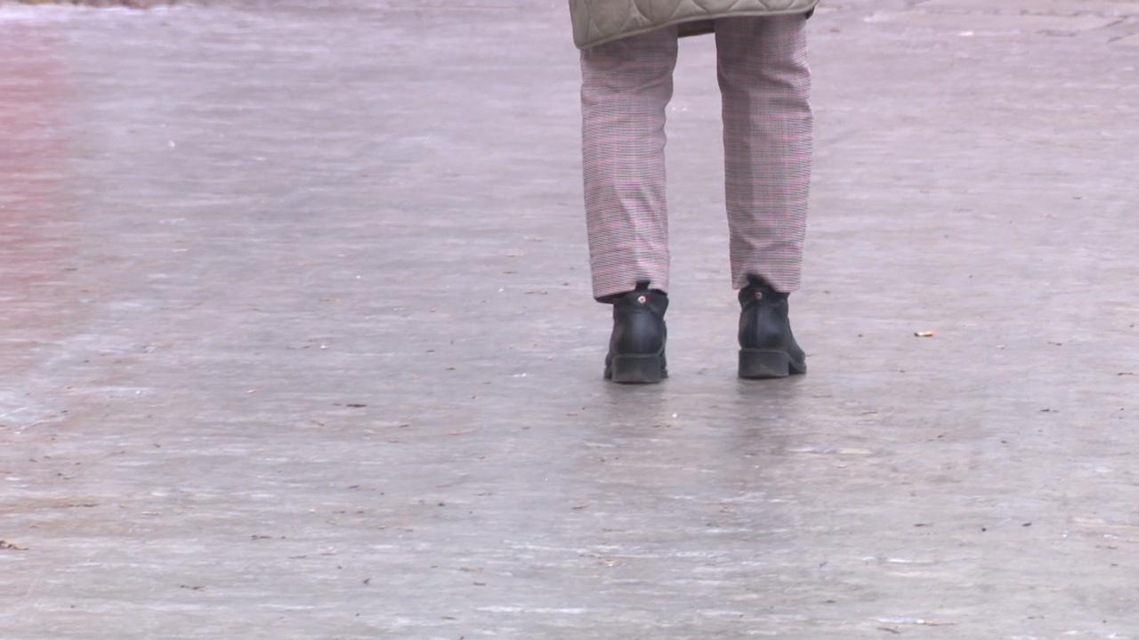 Na chodnikach "szklanka", szczecińska ortopedia wstrzymuje przyjęcia